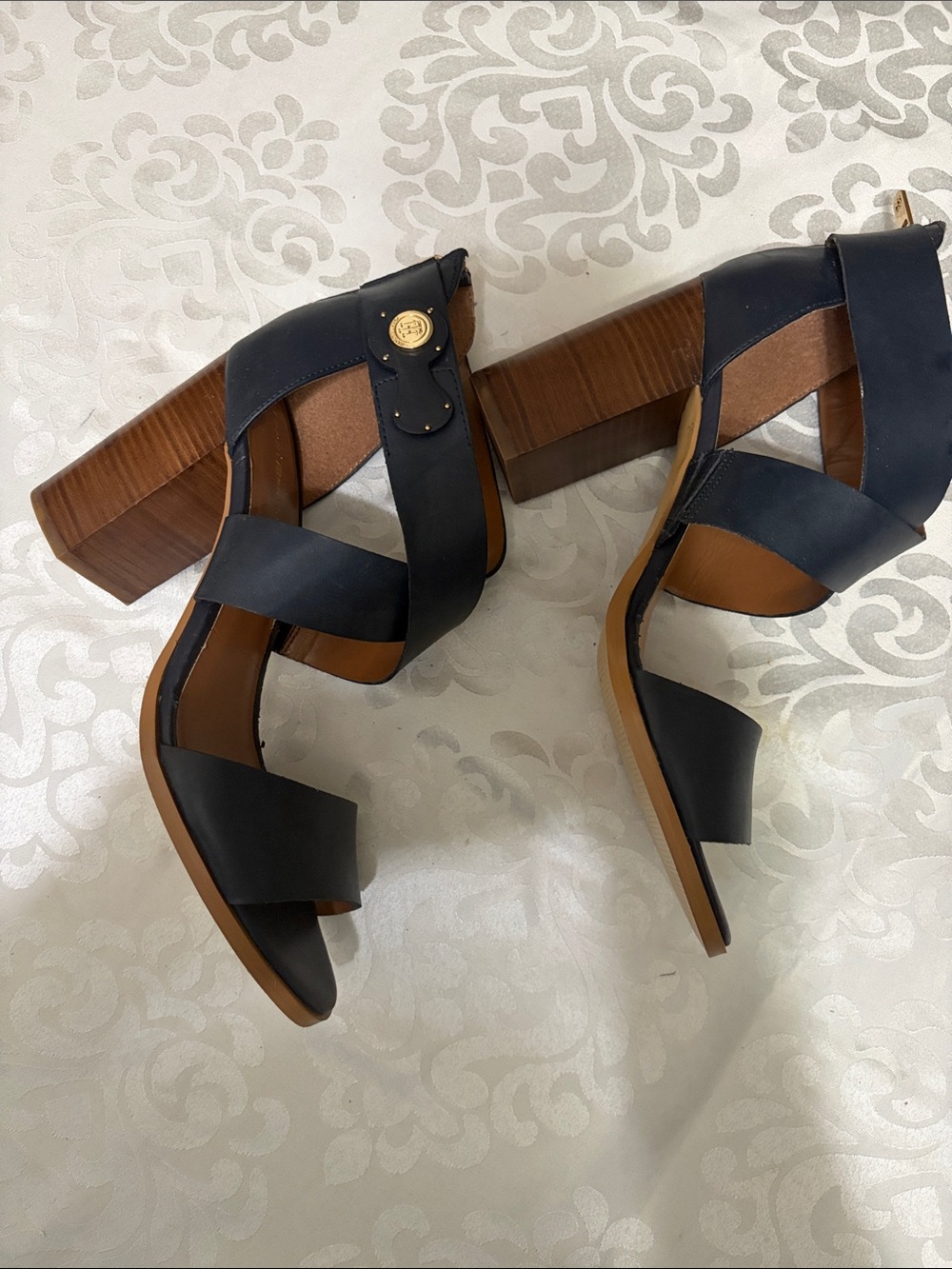 Tommy Hilfiger Black Leather Crossover Strap Heels - Picture 5 of 6